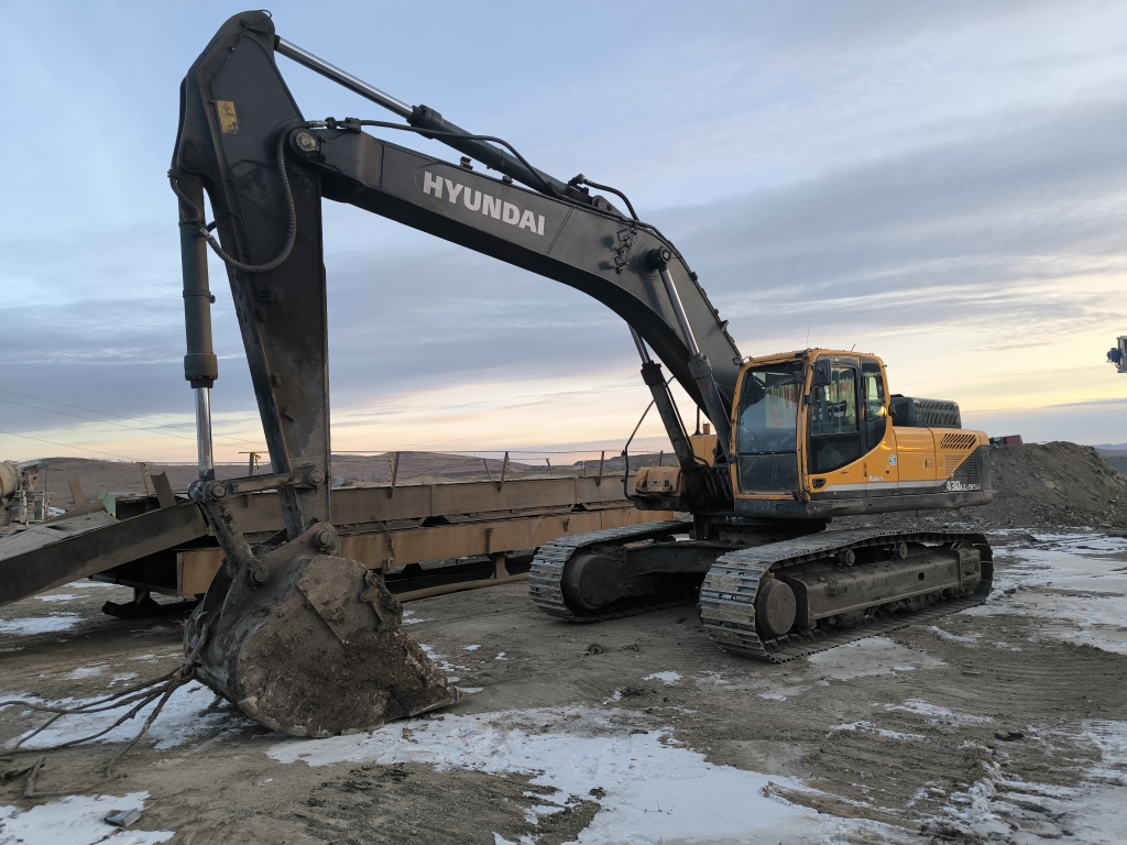 Экскаватор гидравлический HYUNDAI R430LC-9SH